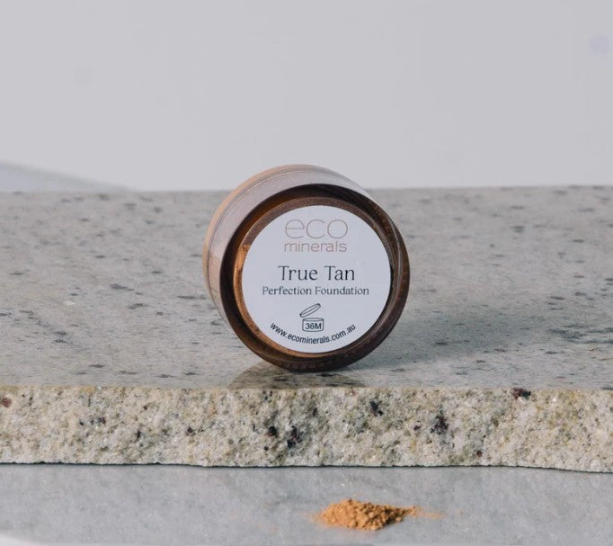 Eco Minerals Perfection Dewy Mineral Foundation