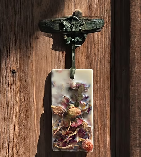 Lil Bit Perfume Wax Tablet